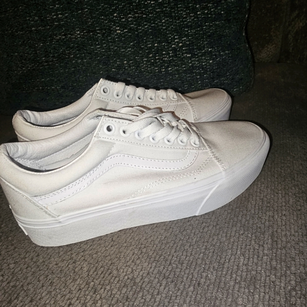 New White Vans